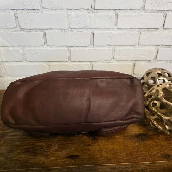 Coach Legacy 65th 11128 Rich Saddle Patina - Picture 6 of 14